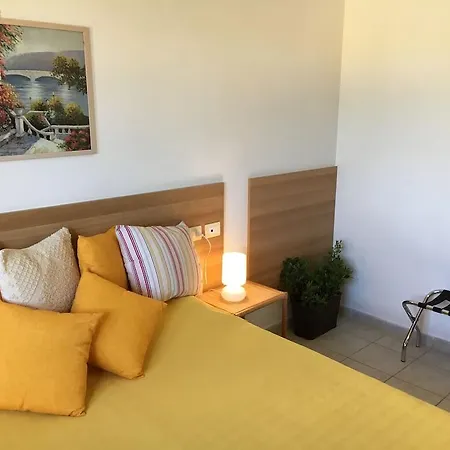 فندق Porto Puddu - Il Nido Dei Gabbiani 3*